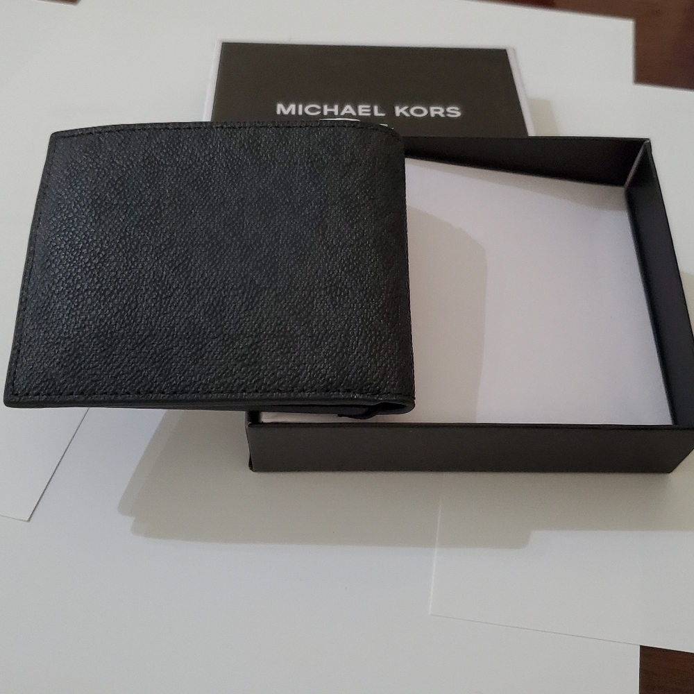 🤩 New with tags authentic Michael Kors real leather black men's wallet - Picture 5 of 8